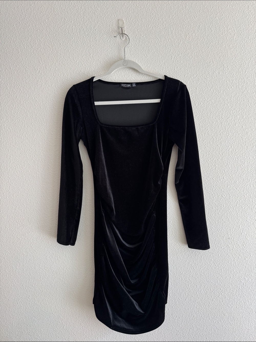 Nasty Gal Black Velvet Long-Sleeve Dress